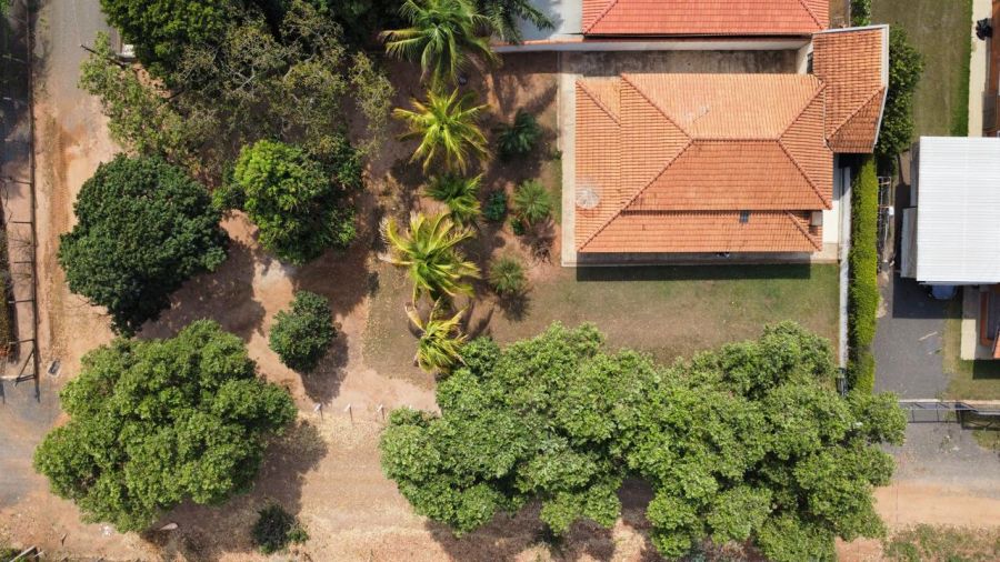 Rancho - Venda - Condomínio Lago das Garças - Novo Horizonte - SP