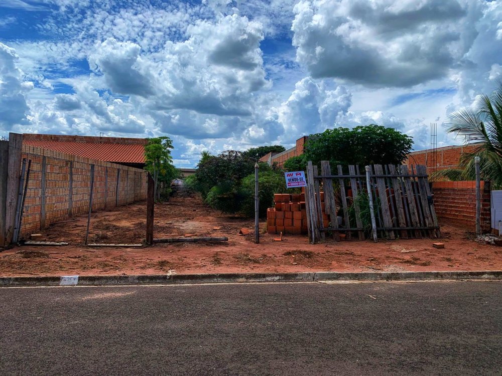 Terreno em Condomnio - Venda - Cond. Village Tiet - Bairro Corguinho - Borborema - SP