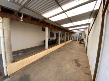 AREA EXTERNA/GARAGEM